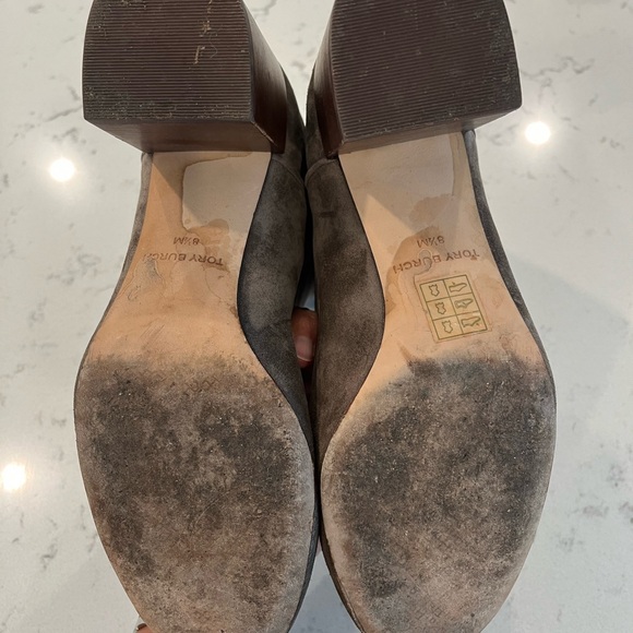 TORY BURCH- Kira 70mm Suede Bootie. 8.5 - Picture 9 of 13